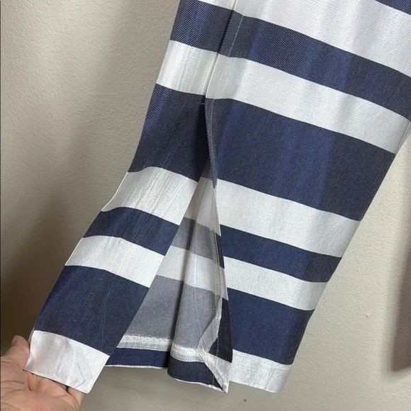(R) TRINA TURK Navy and White Striped Pants, size  6 - Picture 2 of 14